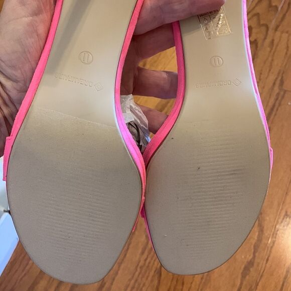 Dream Pairs size 11 neon pink heels New in box - Picture 8 of 10